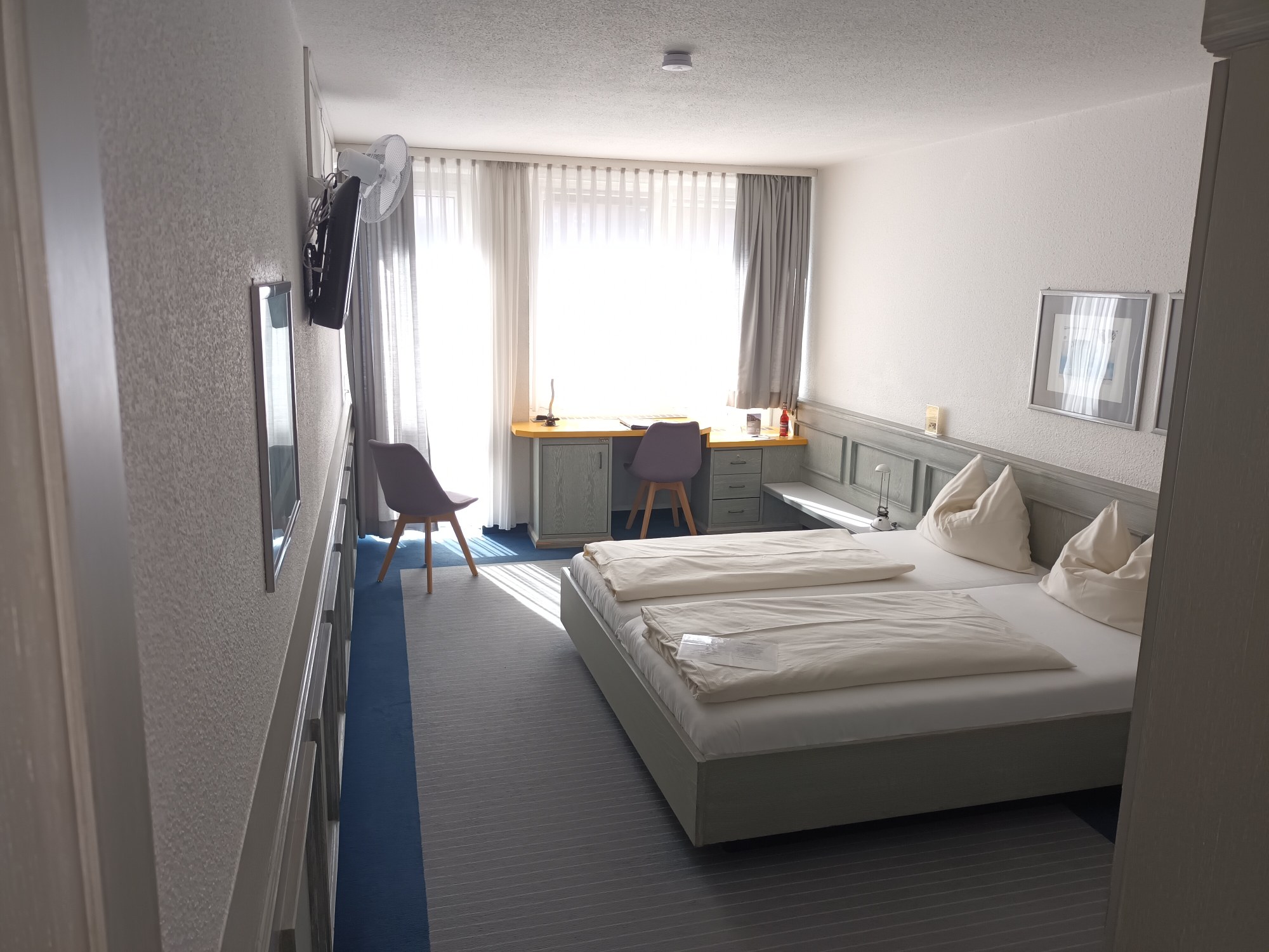 Standard Doppelzimmer (1 großes Bett) 