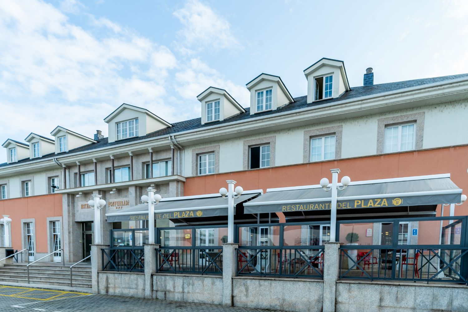 Hotel Ponferrada Plaza  galeria