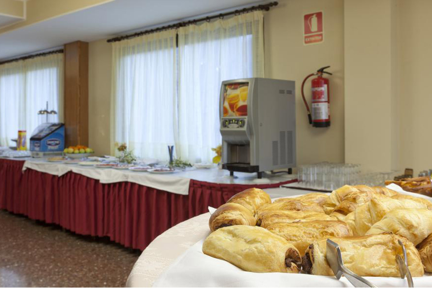 Galería del Hotel Mora  Oficial