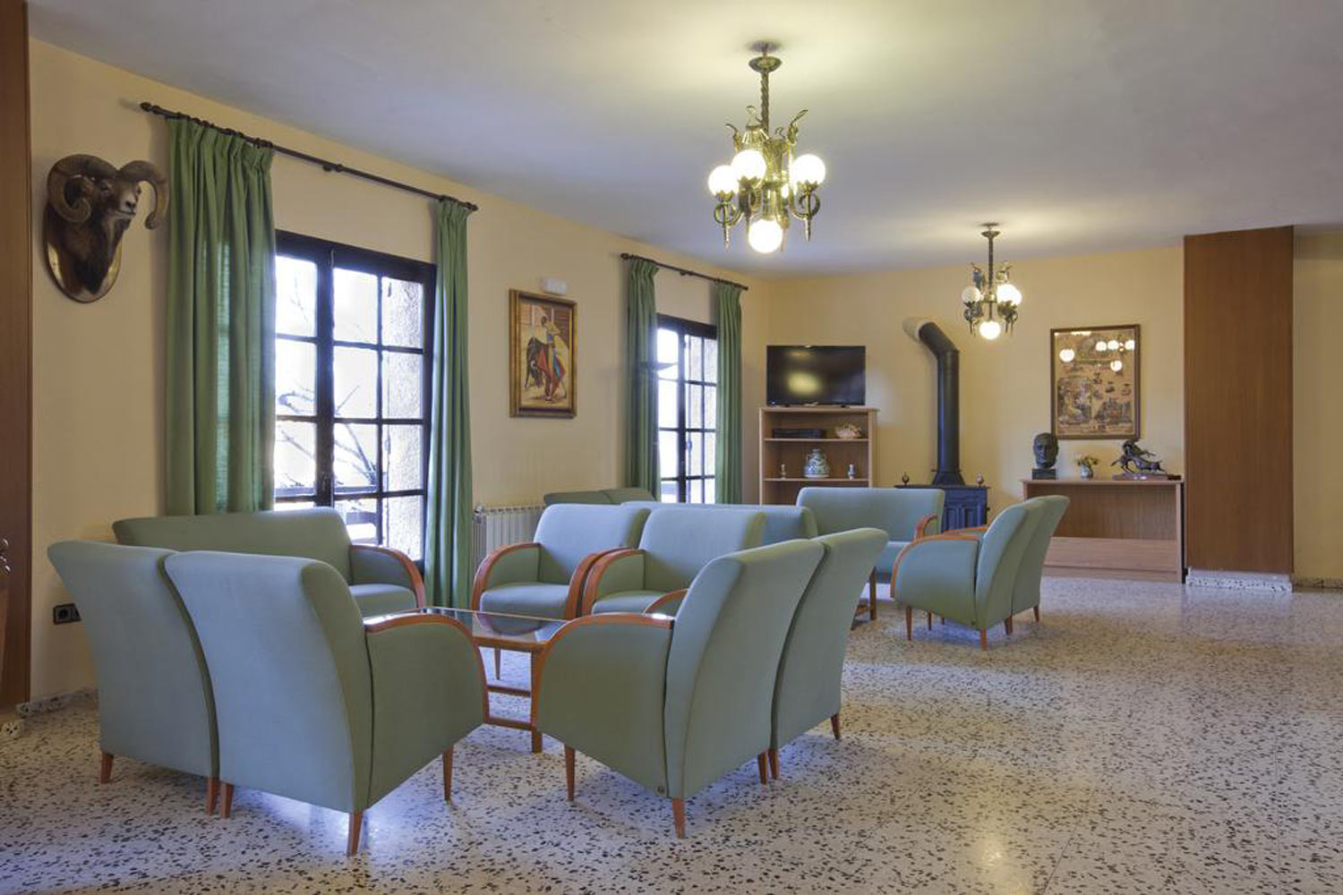 Galería del Hotel Mora  Oficial