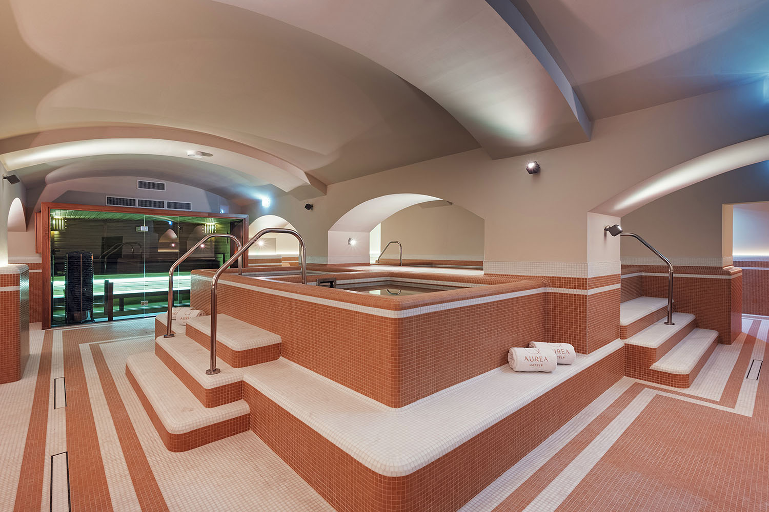 Забронировать отель Áurea Ana Palace Hotel в городе Budapest