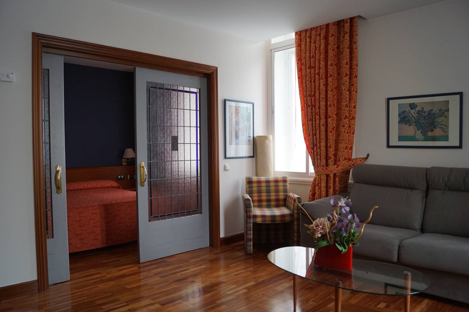 Galería del Hotel Mondragón en Mondragón. Web Oficial.