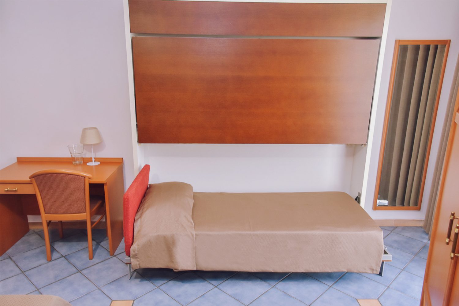 Galería del Hotel Il Piccolo Sogno en Pompei. Oficial.