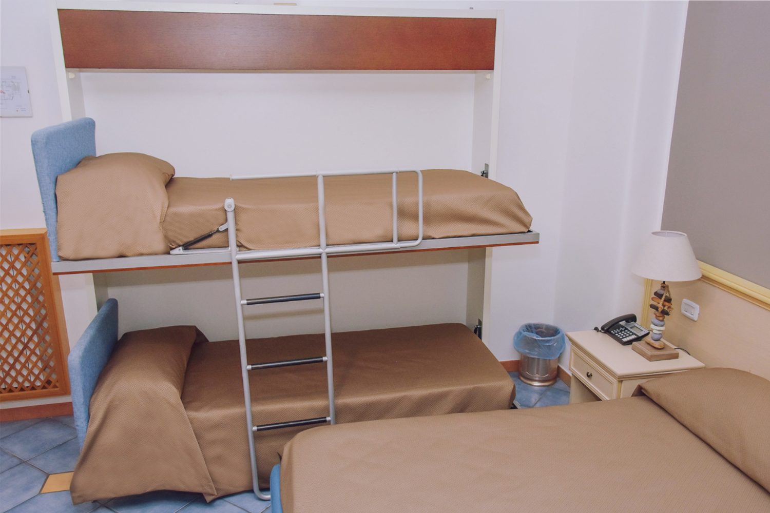 Galería del Hotel Il Piccolo Sogno en Pompei.  Oficial.