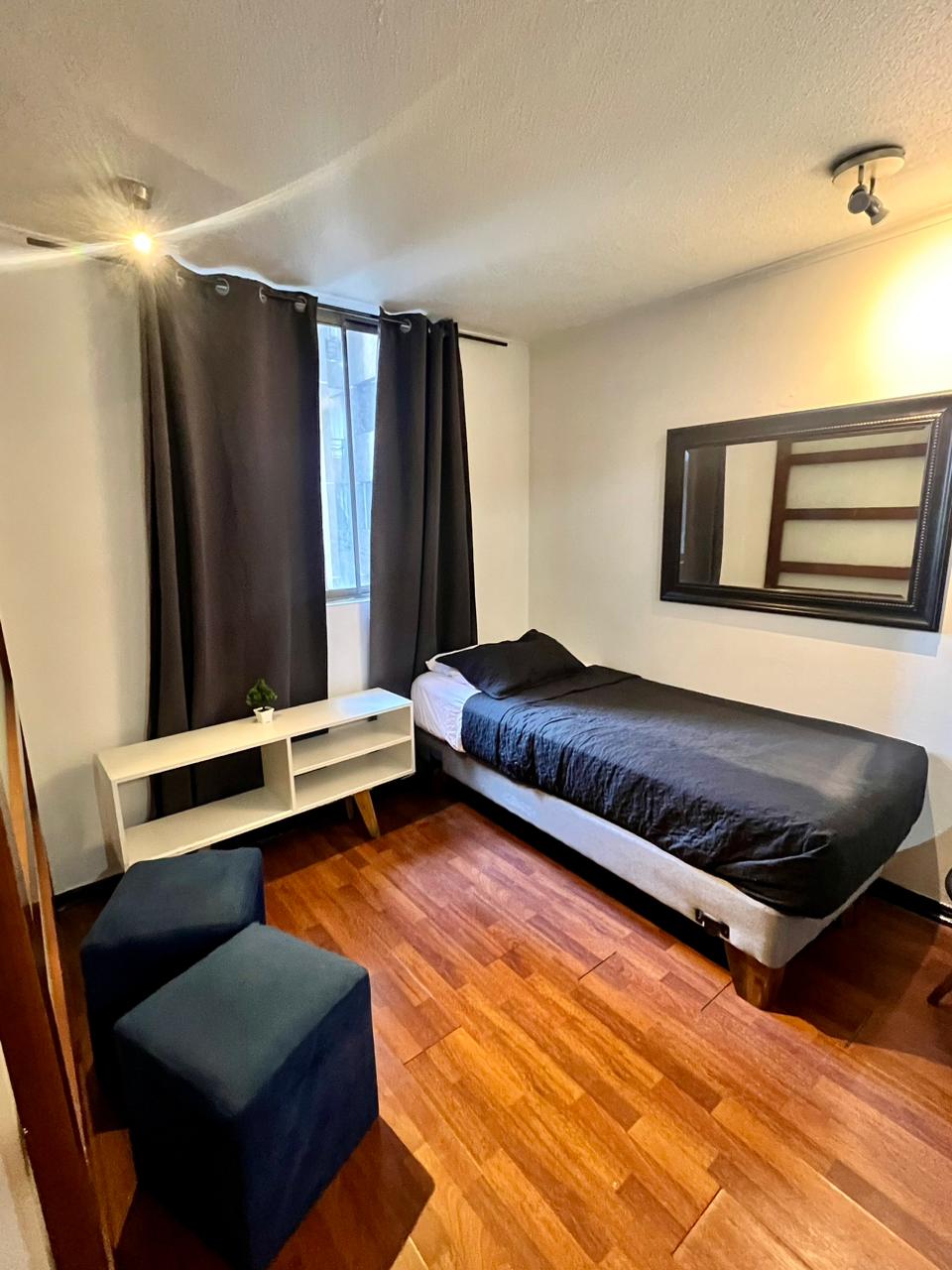 Apartamento con balcón 