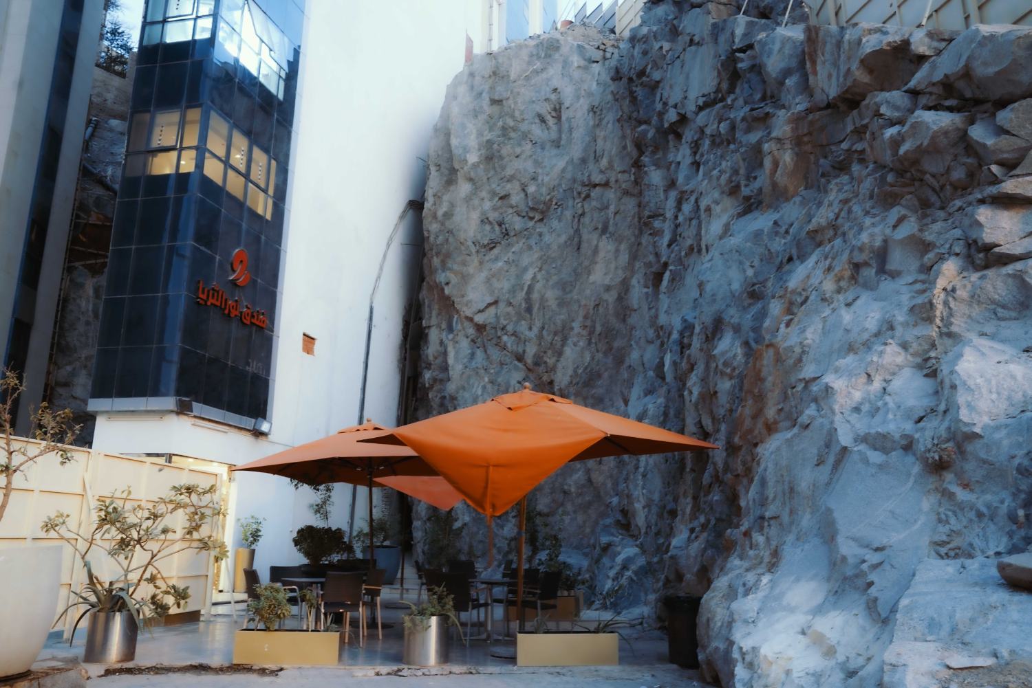 Contact of nour al thuria hotel in mecca official website 