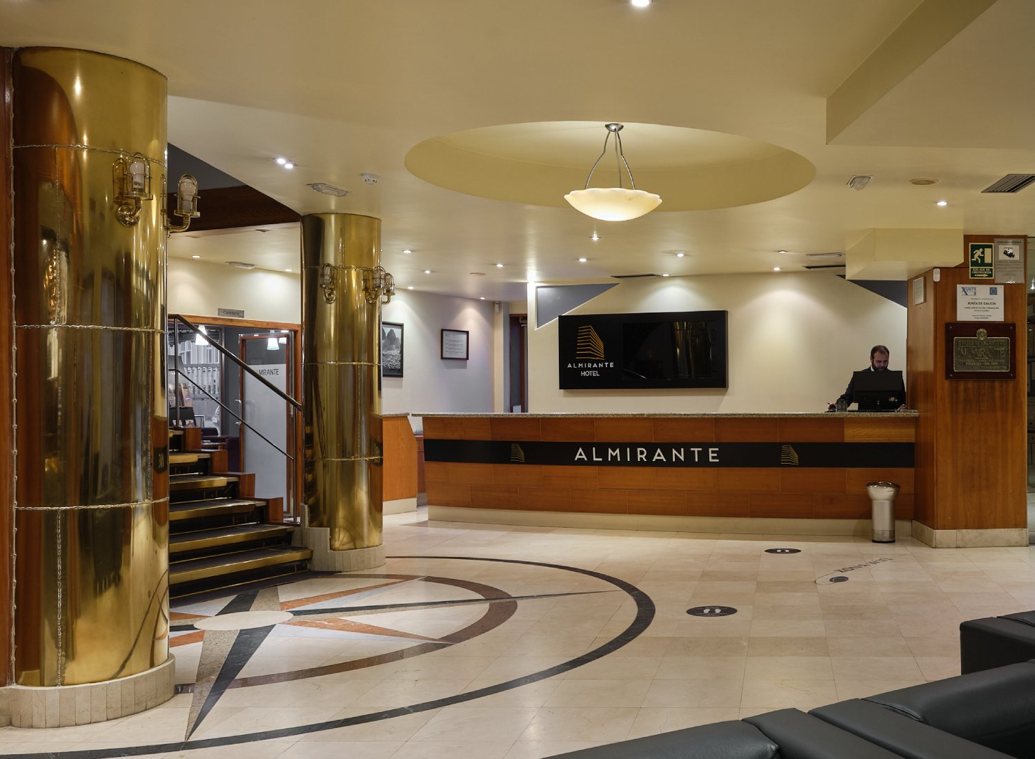 Hotel Almirante