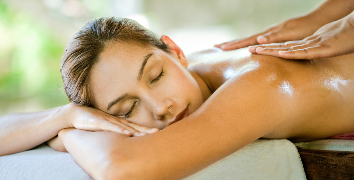 Rugmassage of vermoeide benenmassage