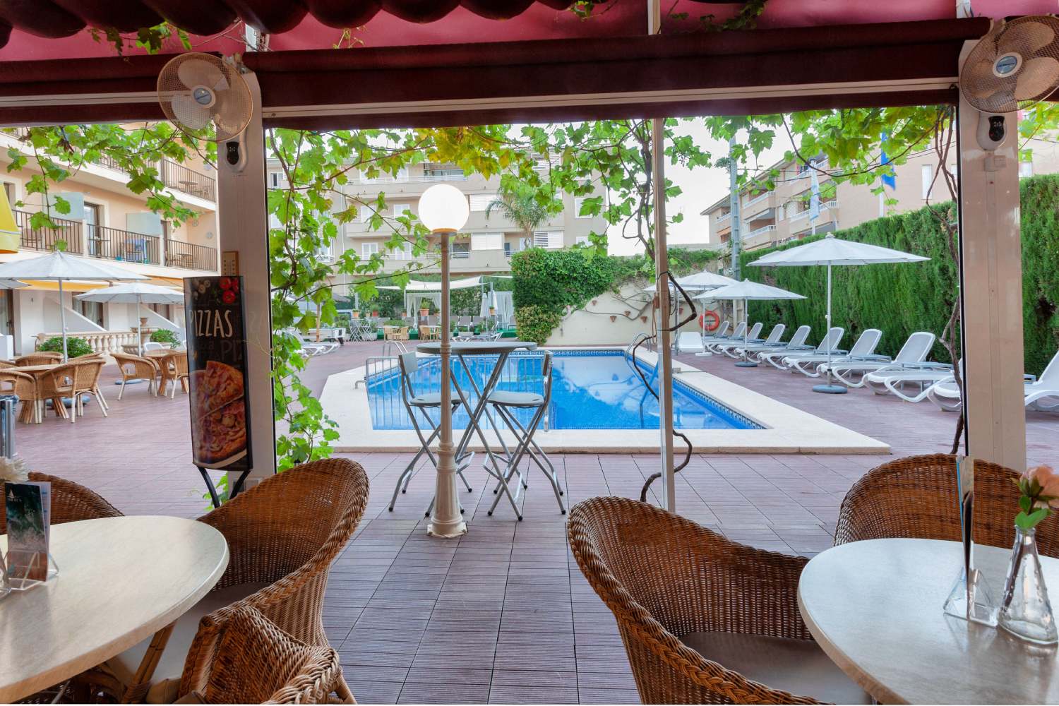 Hotel Amoros