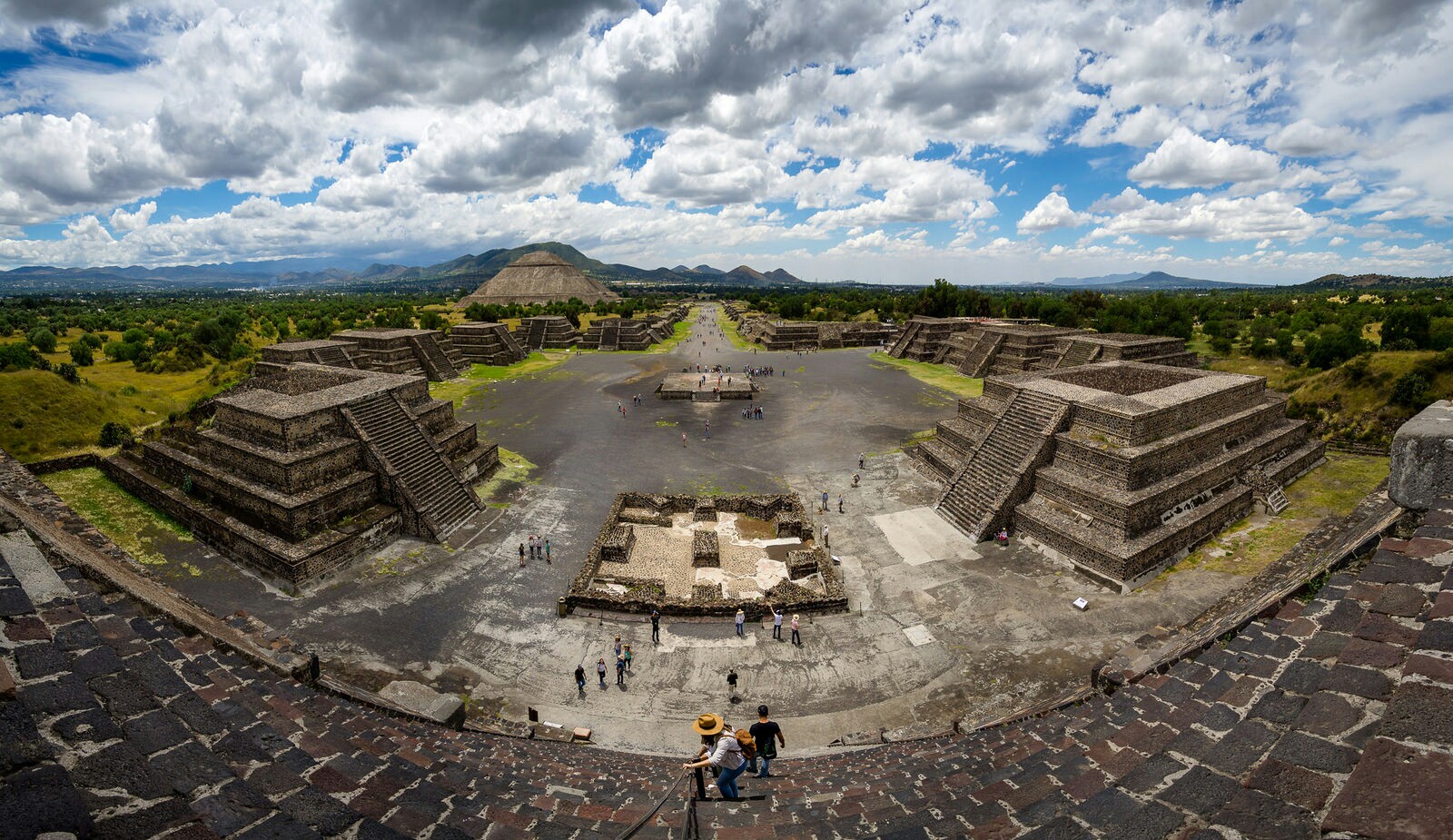 Tour Pyramides de Teotihuacan et Basílica