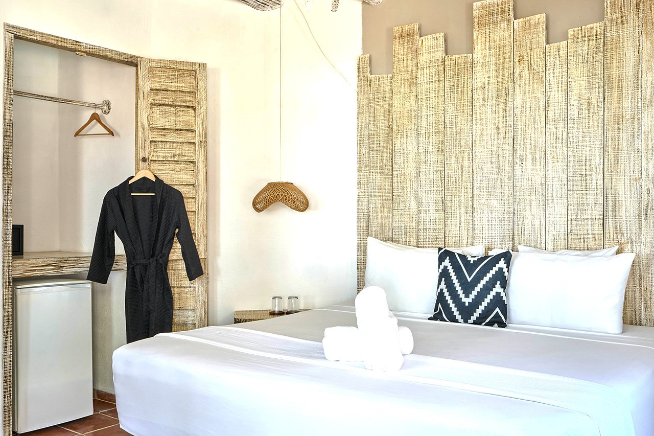 OCEANFRONT DELUXE SUITE