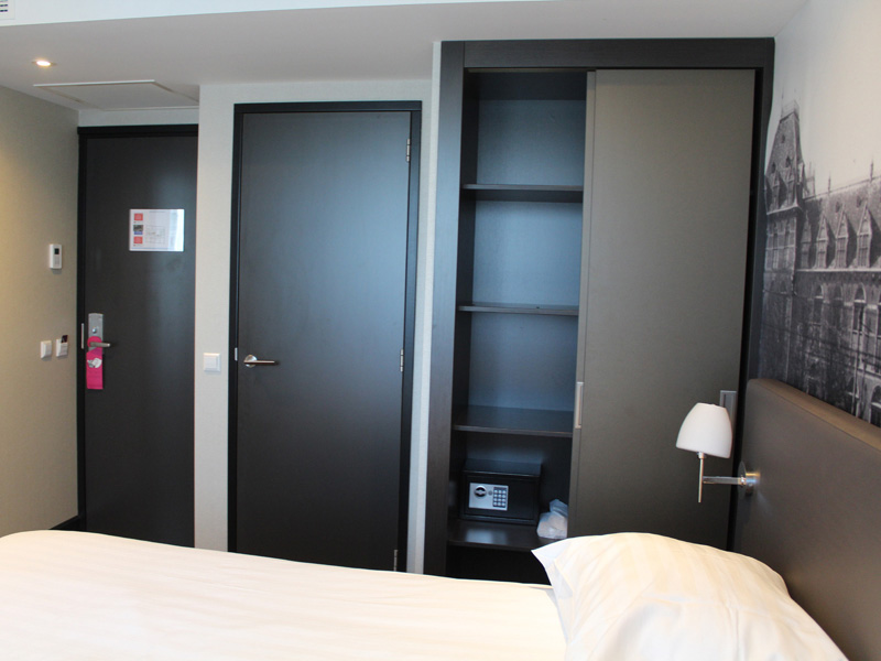 Small Deluxe twin room 