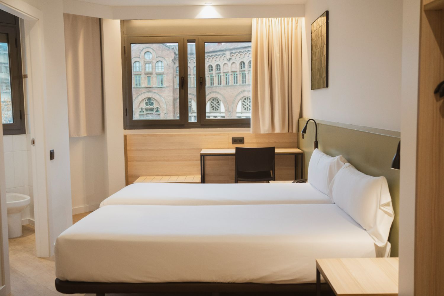 Piscina junto al mar