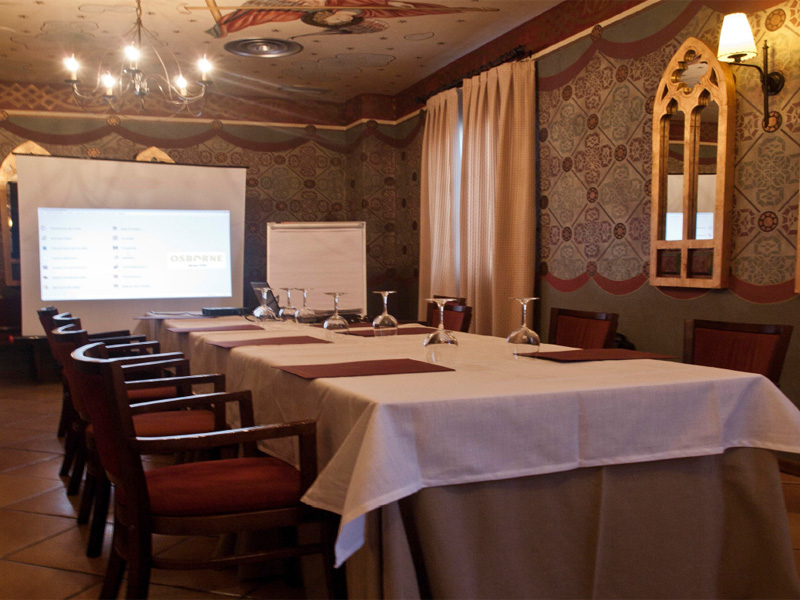 DOÑA ESPERANZA MEETING ROOM