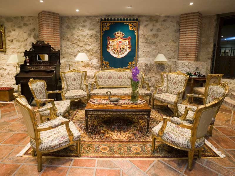 Residencia Real Castillo de Curiel  galeria