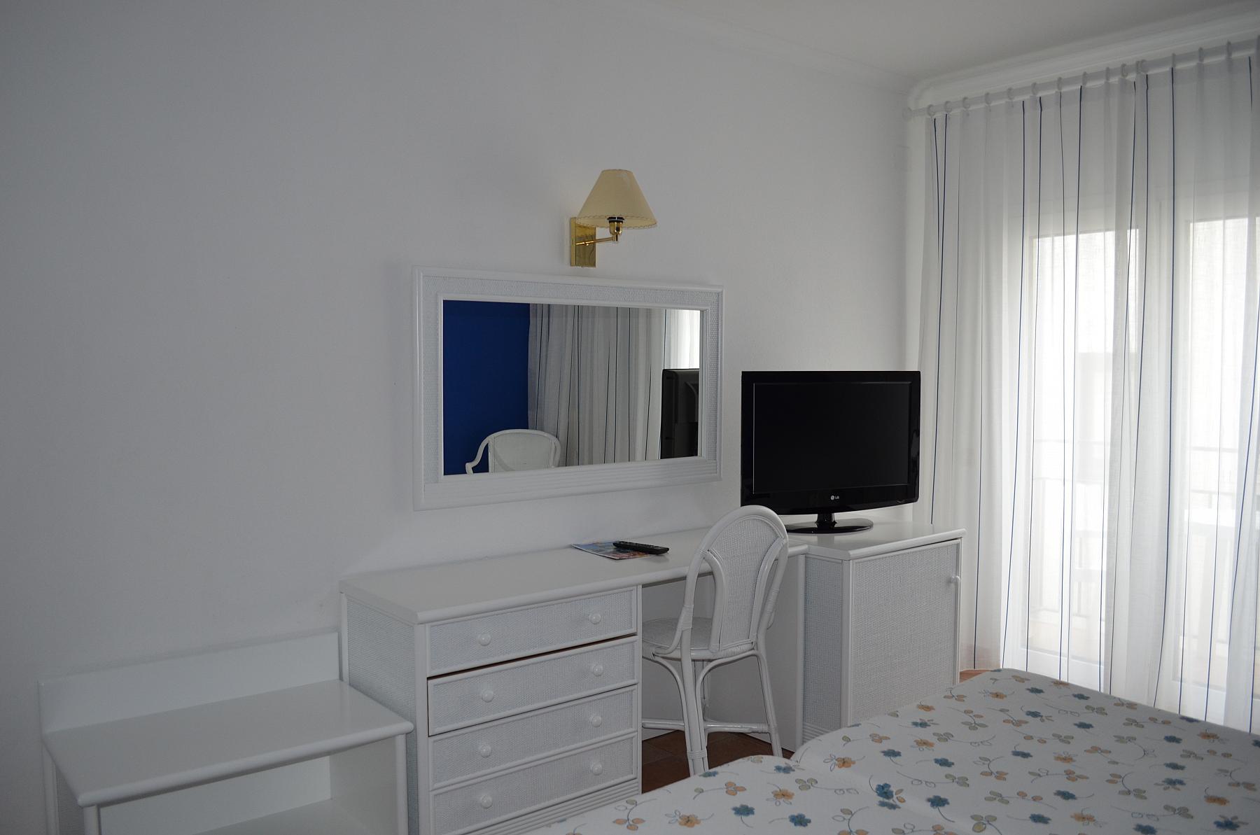 Chambre familiale (2 adultes + 2 enfants) 