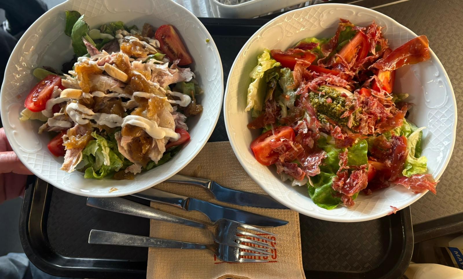 Planxadito’s refresca su carta para el verano con nuevas ensaladas, tapas y propuestas irresistibles