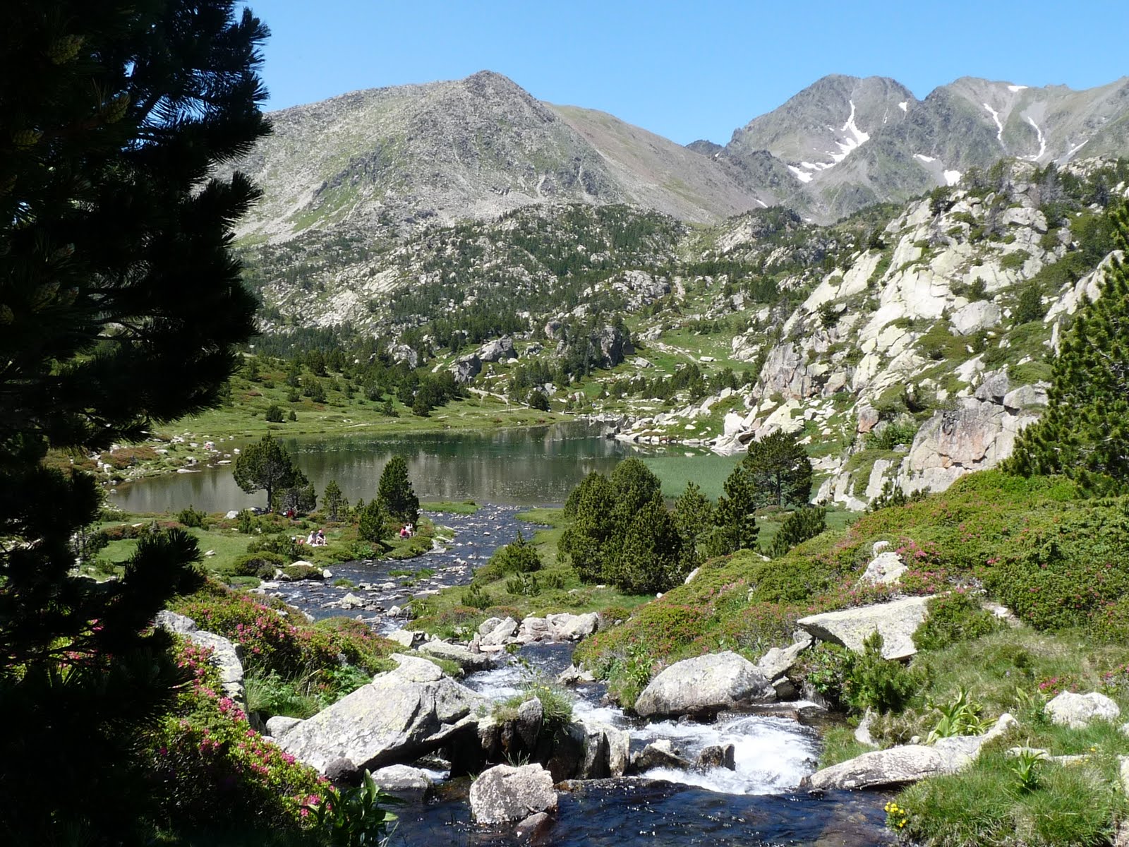 Las salidas guiadas al Bac de Llívia, una propuesta veraniega para descubrir el corazón de la Cerdanya