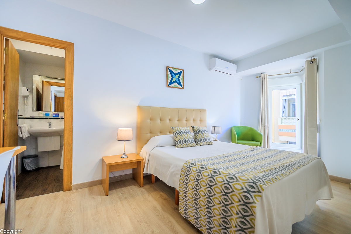 Habitación superior con cama de matrimonio 
