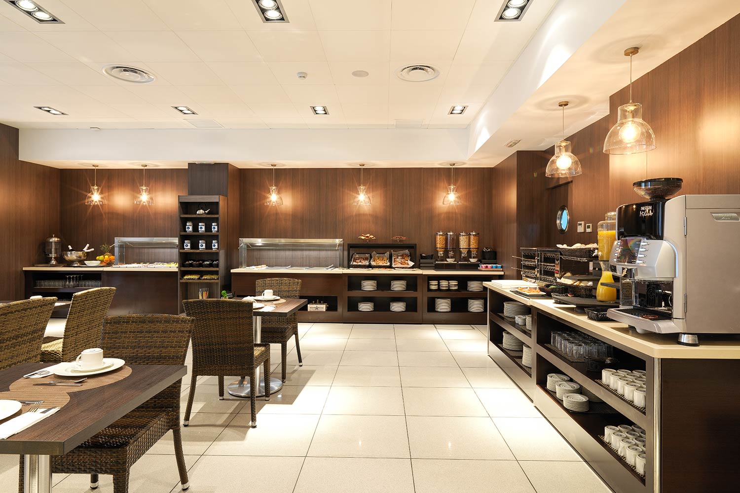 Gallery of Guadalmedina Hotel in Málaga