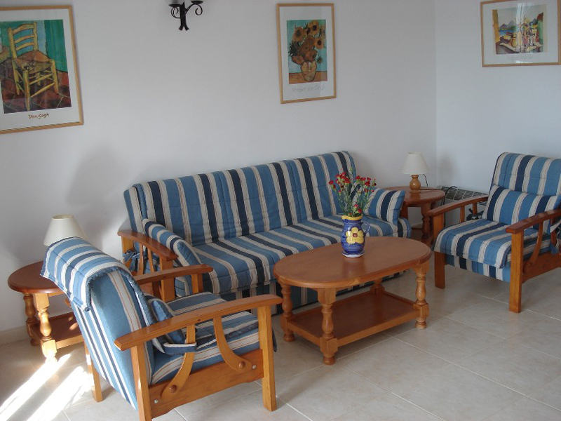 Three bedroom apartments (6-8 persons) 