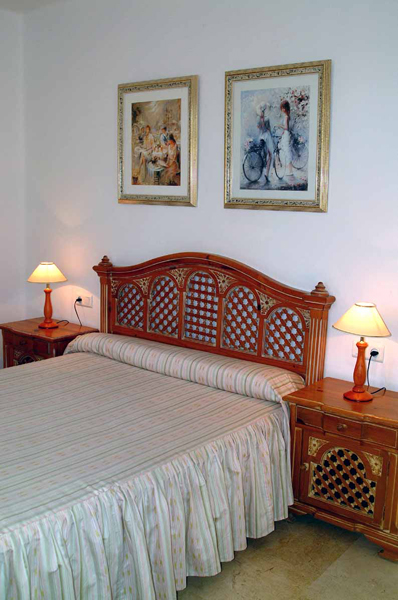 A Bedroom villa (2 persons) 