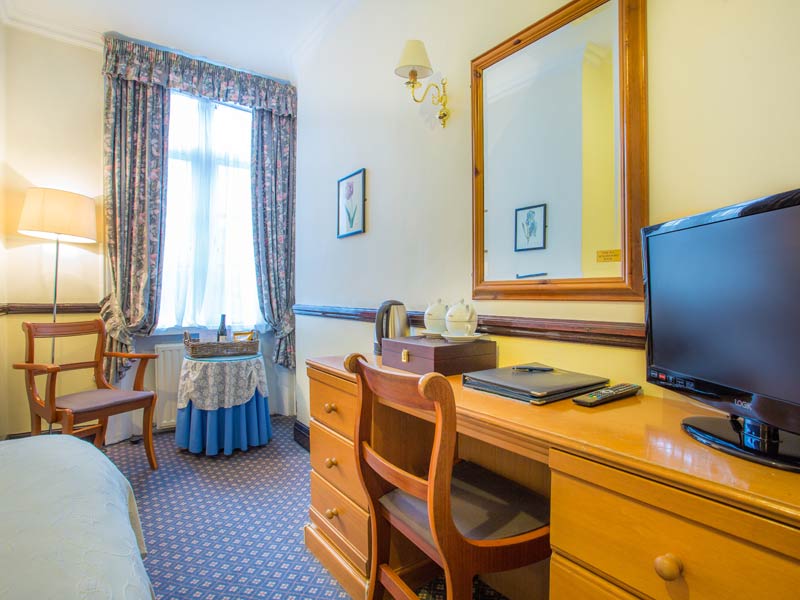 Suite Room 