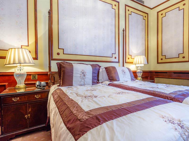 London Elizabeth Hotel  galeria