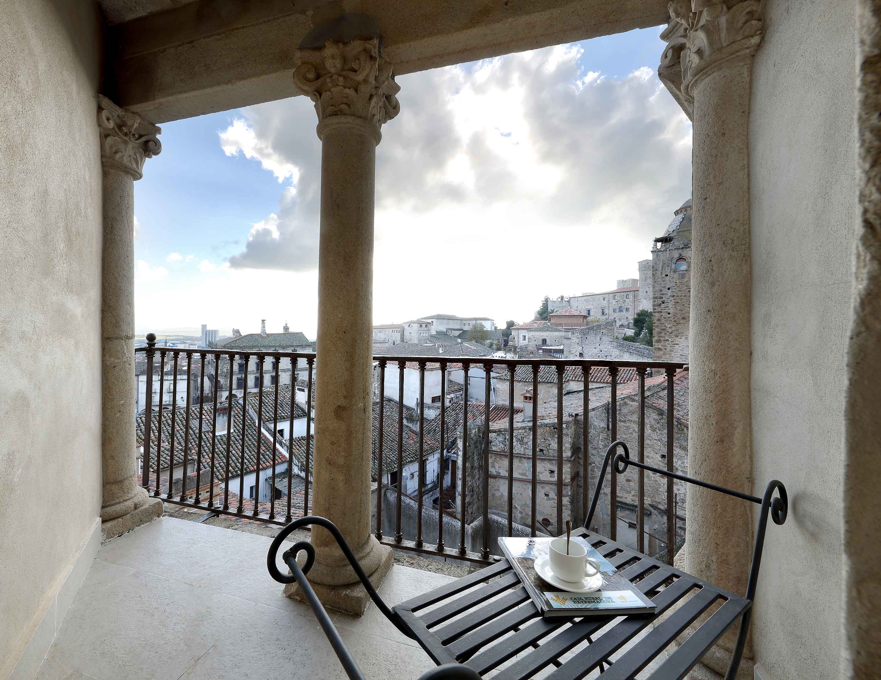 Reserve Hotel Eurostars Palacio Santa Marta In Trujillo - 