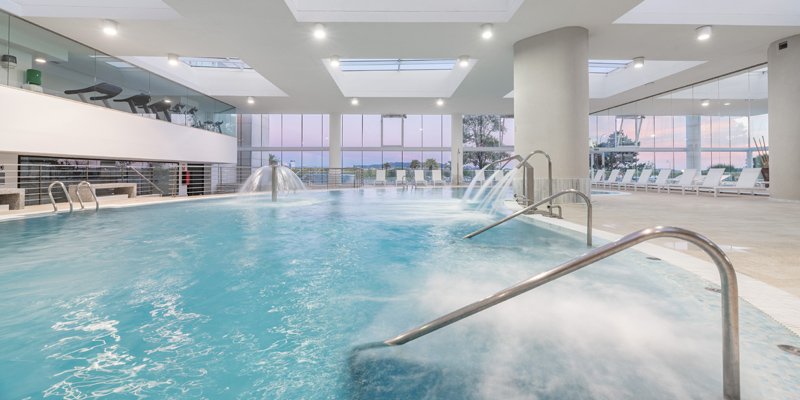 Thermal getaway: access to the Thermal Club