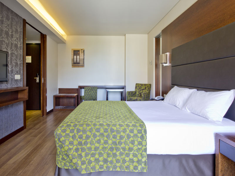 Quarto duplo com varanda
