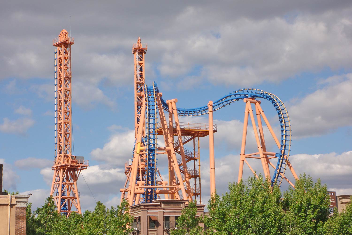 PARQUE WARNER