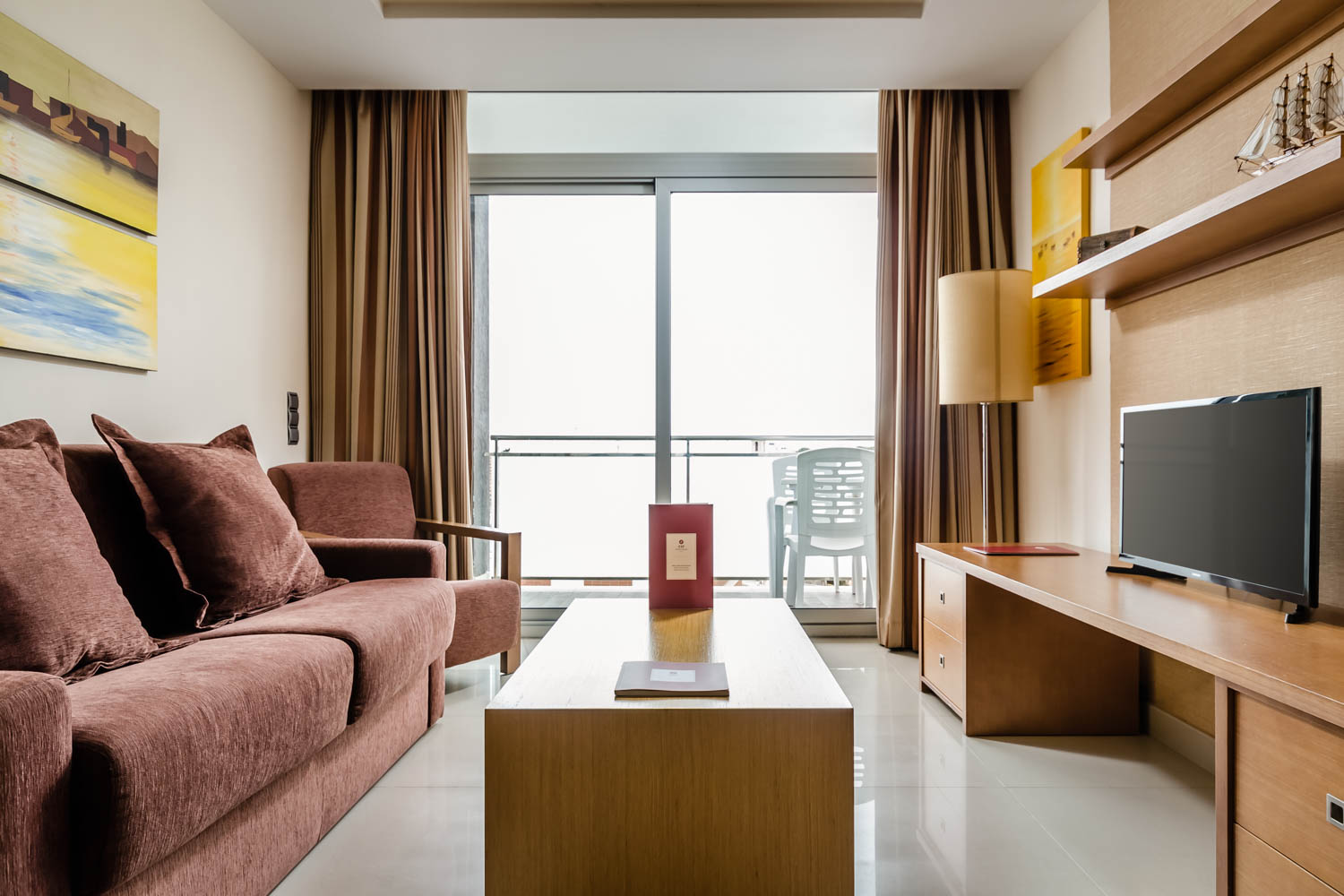 Exe Cunit Suites & Spa